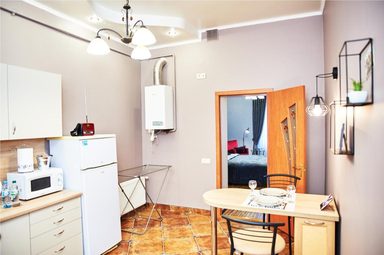 לבוב Designer Apartment In The Center מראה חיצוני תמונה
